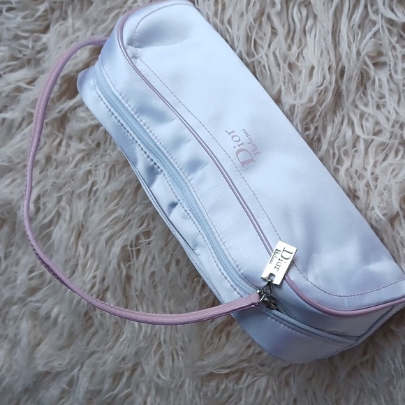 Dior cosmetic  bag - Picture 1 of 16